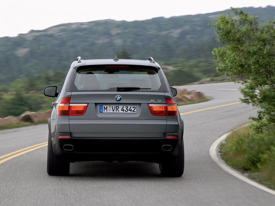  BMW X5 4.8i (E70) 2006 года  (WW) (фото 36 из 64)